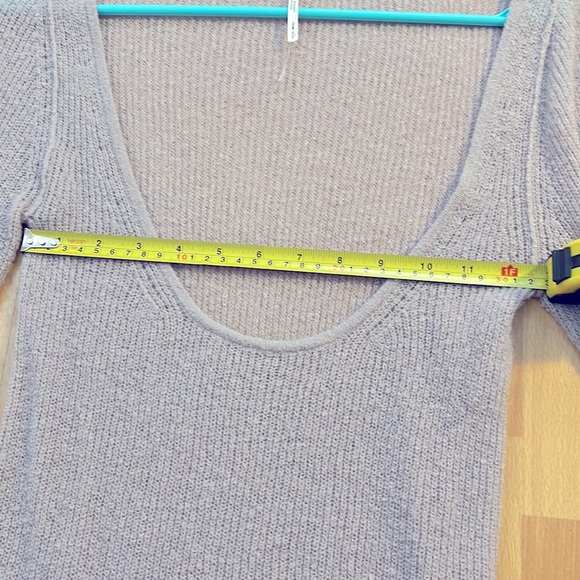 Free People, longsleeve, sheer sweater, plunging neckline, go out and wow them👀 - Picture 5 of 7